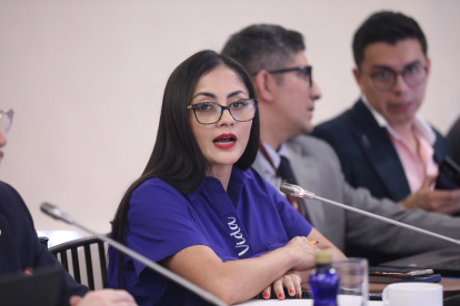 Viviana Veloz es legisladora de la Revolución Ciudadana.