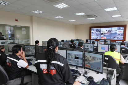 Vista del edificio del ECU 911 en Portoviejo, captada el 10 de octubre de 2013.