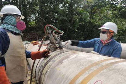 El Oleoducto de Crudos Pesados (OCP) Ecuador transporta petróleo desde Lago Agrio (Sucumbíos) hasta Balao (Esmeraldas).