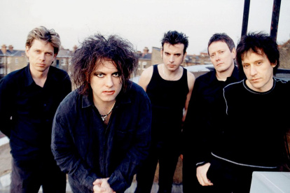 La banda The Cure en 1990.