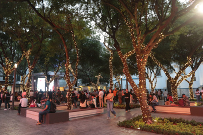 La plaza San Francisco, en el centro de Guayaquil, fue reinaugurada el 23 de diciembre, tras un proceso de intervención urbana.