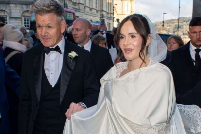 Gordon Ramsay junto a su hija Holly en la Abadía de Bath