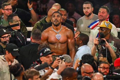 Conmoción mundial: Anthony Joshua involucrado en fatal accidente vial.