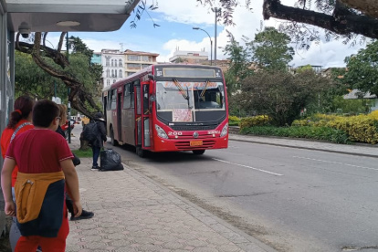 El incremento de la tarifa de transporte urbano será subsidiado por el Municipio de Cuenca.