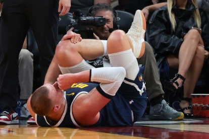 Nikola Jokic salió lesionado en el partido de los Denver Nuggets