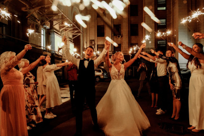 La Generación Z ya no rechaza el matrimonio, pero lo redefine desde la salud mental, la estabilidad económica y vínculos más seguros.