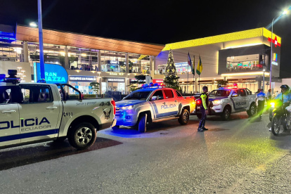 El ataque armado ocurrió en la zona de parqueadero del centro comercial.
