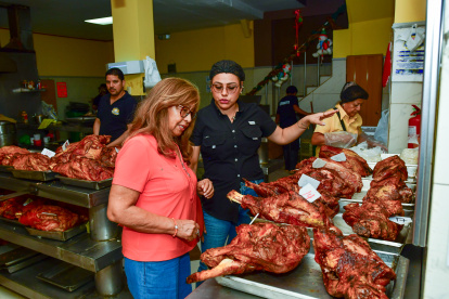 Angelita de Ramos compró la pierna de cerdo el 30 de diciembre, día que viajó a Salinas.