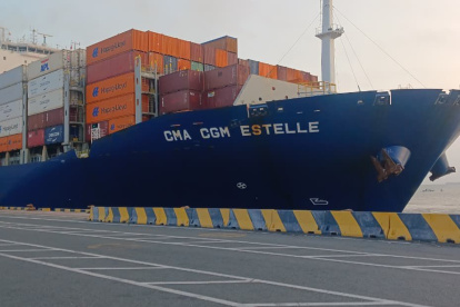 El Puerto de Posorja atendió a buque con calado récord.