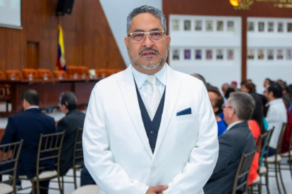 El presidente del Colegio de Médicos de Manabí: ‘El problema salarial es estructural y requiere la Ley de Carrera Sanitaria’.