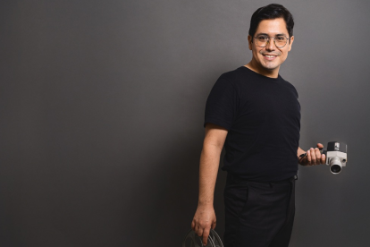 Víctor Estrada, docente de la ESPOL y cineasta ecuatoriano, falleció en Guayaquil por una bala perdida.