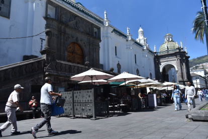 hasta el 31 de diciembre de 2025 atendieron los negocios en los bajos de La Catedral.