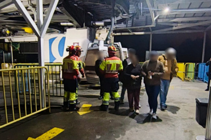 La suspensión del Teleférico de Quito dejó a más de 200 turistas varados en Cruz Loma por seguridad.