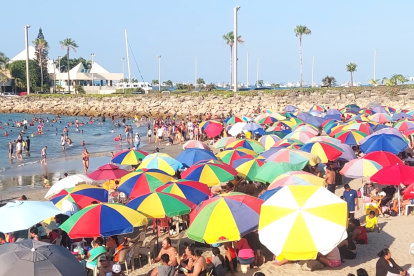 Los balnearios de la provincia de Santa Elena se coparon de turistas.