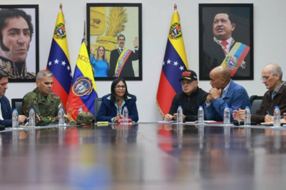 Delcy Rodríguez crea comisión para liberar a Maduro tras su captura por EE.UU.