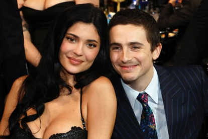 El ganador del premio a Mejor Actor, Timothée Chalamet, le dedicó a Kylie Jennerel discurso de agradecimiento a su pareja, Kylie Jenner.