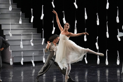 Jessica Abouganem (foto) interpretó el papel principal, y Dallyana Román encarnó a Anna Pavlova en su etapa más joven.