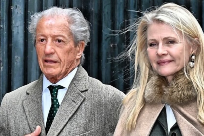 Philippe Junot falleció el 8 de enero de 2026, en Madrid. En la foto, junto a su esposa Nina Junot.