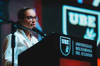 Aguiñaga advirtió que los pagos con bonos rompen la cadena de pagos y paralizan obras en los territorios.