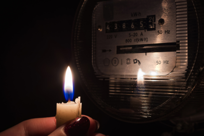 Apagones afectan a Guayaquil, Daule y Samborondón luego de la tormenta eléctrica que impactó desde el domingo.