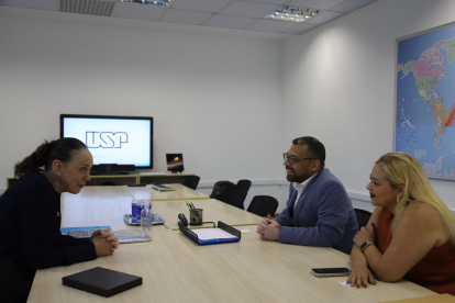 La experiencia de educación virtual desarrollada por la UTEG demuestra cómo la integración de tecnologías emergentes y metodologías activas fortalece la formación integral y la proyección internacional.