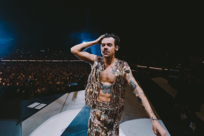 Según sus fans, el británico Harry Styles ha dado pistas de un nuevo álbum.