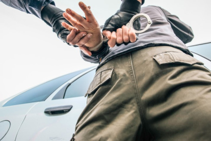 Estados Unidos deportó a Ecuador a presunta cabecilla de una red responsable del envío de aproximadamente 20 toneladas de droga hacia el exterior.