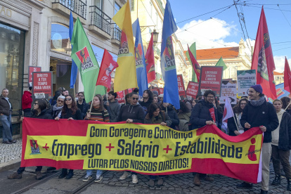 La Confederación General de los Trabajadores Portugueses-Intersindical Nacional (CGTP-IN) convoca una manifestación contra el proyecto de reforma laboral en Portugal.