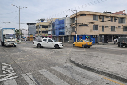 Un parterre central será cerrado en la ciudadela Sauces 8, norte de Guayaquil.