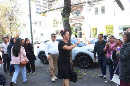 La asambleísta Ana Belén Tapia acudió este 19 de enero de 2026 al TCE en Quito.