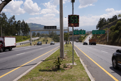 Los radares educativos ya operan en puntos críticos de la avenida Simón Bolívar y la Ruta Viva, con un enfoque preventivo y sin sanciones.
