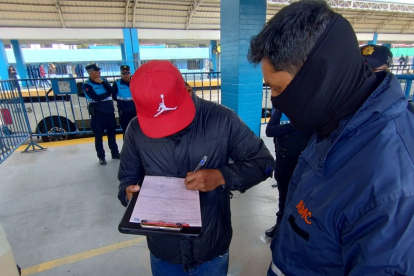 Infracción. La AMC ha iniciado cinco procesos sancionatorios por daños en el Trolebús.