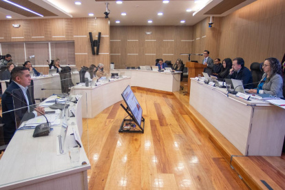 La propuesta para tratar el convenio con Unops no pasó en el Concejo Metropolitano.