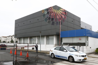 La doctora contagiada trabaja en el Laboratorio de Criminalística de Guayaquil