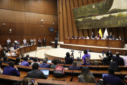 La Comisión de Fiscalización, controlada por ADN, calificó el juicio político contra Mario Godoy.