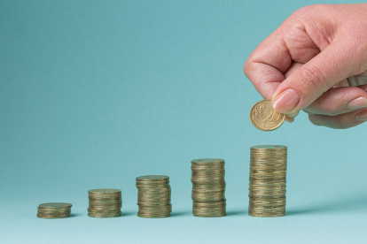 El Banco Mundial (BM) ajustó a la baja su pronóstico de crecimiento económico para Ecuador en 2026 (foto referencial).