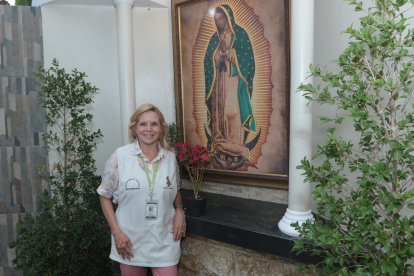 María Cristina Santacruz de Cuvi, conocida cariñosamente como Titi de la Misericordia