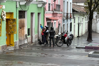 Inseguridad. Los robos constantes a personas y autos motivaron el despliegue de militares para patrullajes preventivos en el bulevar de la avenida 24 de Mayo.