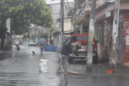 Balacera en la 22 y la Ñ deja como saldo 2 personas fallecidas y 3 heridos.