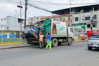 Recolección de basura en Babahoyo.