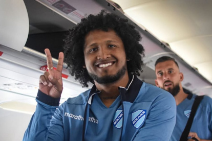 Christian Alemán, atacante ecuatoriano que en 2026 jugará en Bolívar.