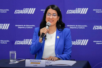 La ministra Gilda Alcívar presentó el calendario escolar y las prioridades educativas y deportivas para 2026.