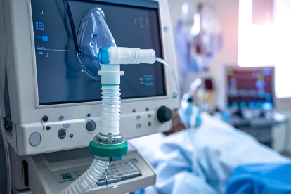 Referencial.Dos enfermeras de un hospital privado cerca de Calcuta fueron ingresadas en cuidados intensivos tras presentar síntomas graves de una infección respiratoria. Una de ellas permanece en coma.