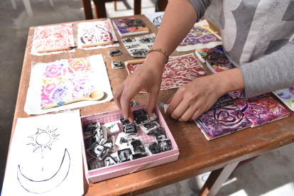 Alguna de las piezas que son parte de la muestra fueron trabajadas en jabón.