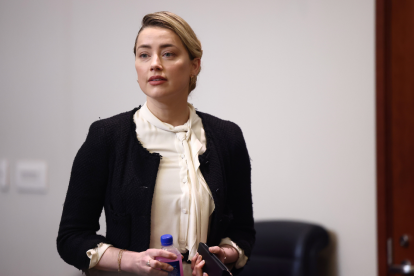 Amber Heard habla con sinceridad sobre el costo que le significó su juicio contra Johnny Depp.