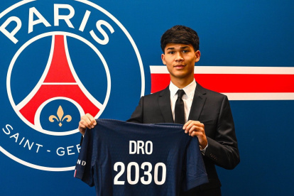 Dro Fernández fue anunciado el lunes 26 de enero como nuevo jugador del PSG.