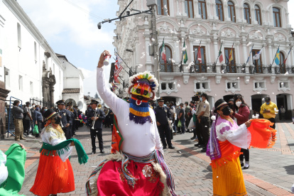 Están previstos conciertos, desfiles, corsos y celebraciones barriales.