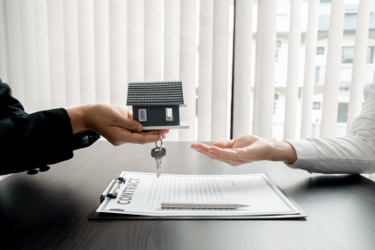 Gobierno anuncia tasa de interés más bajo.