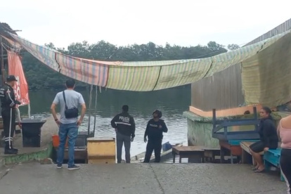 Los cuerpos de los pescadores desaparecidos fueron hallados en la playita del Guasmo.