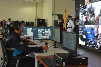 TUNGURAHUA. LA MUNICIPALIDAD  INSTALÓ UNA SALA DE MONITOREO CON CÁMARAS QUE SON UTILIZADAS POR LOS AGENTES DE TRANSITO EN LA ZONA URBANA Y RURAL. AG-EXTERNO